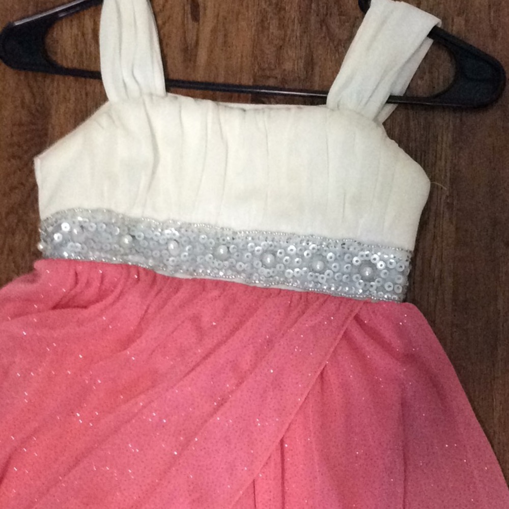 Dress - Picture 2 of 3